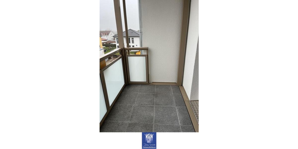 Etagenwohnung Arnsdorf - 2 Zimmer, 42 m&sup2;, 555&euro; | Angebot:26665631