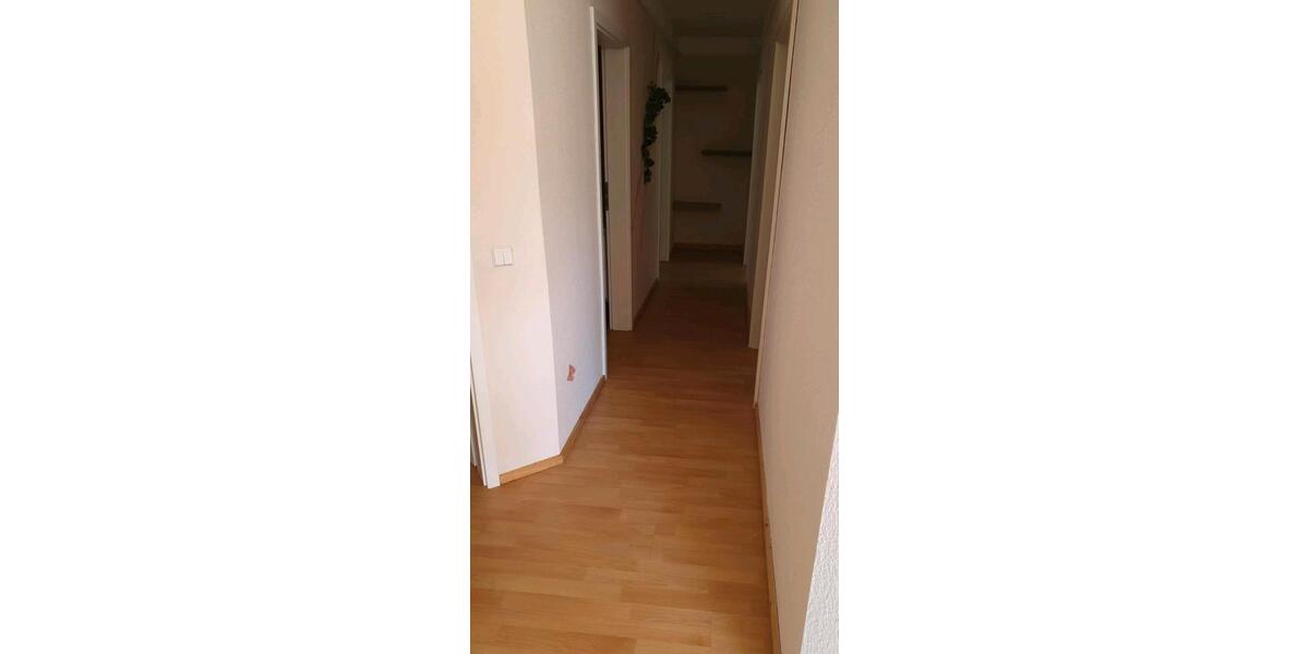 98 Quadratmeter Mietfläche zum Teilen Psychologe, Physiologie us zimmer