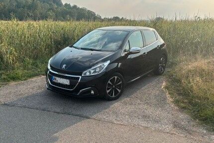 Peugeot 208 84.354 km 9.999 &euro; Rudersberg 73635
