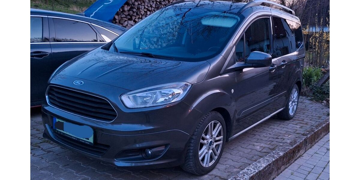 Ford Tourneo Courier 79.800 km 10.500 &euro; Büren 33142