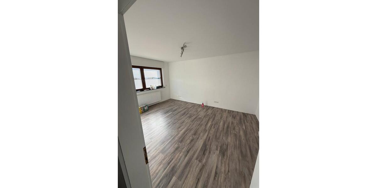 Erdgeschoßwohnung Sankt Ingbert - 2 Zimmer, 80 m&sup2;, 925&euro; | Angebot:25279551