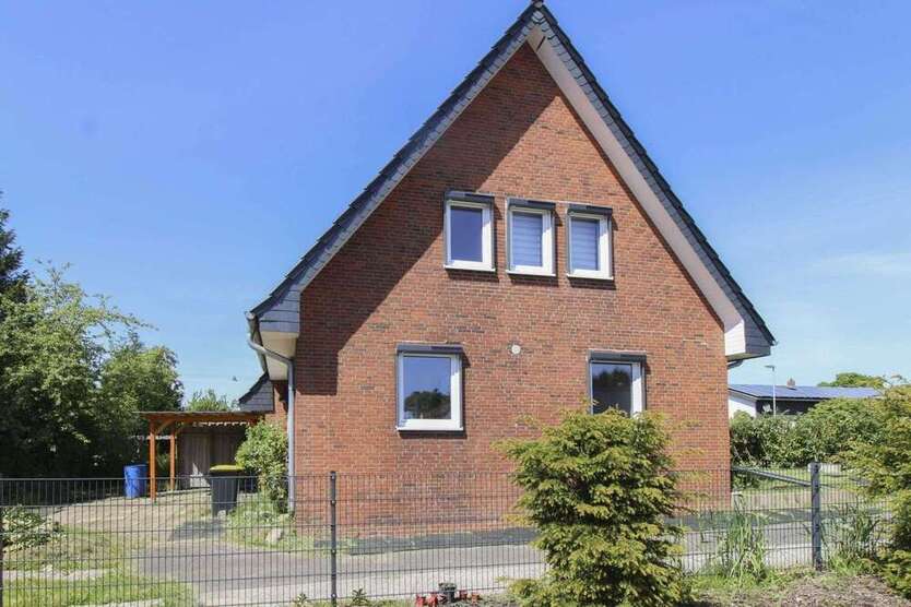 Haus zum Kaufen in Albersdorf 185.000 € 91.38 m²
