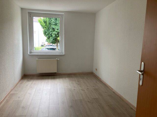 Etagenwohnung Dessau-Roßlau West - 3 Zimmer, 72 m&sup2;, 482&euro; | Angebot:26778713