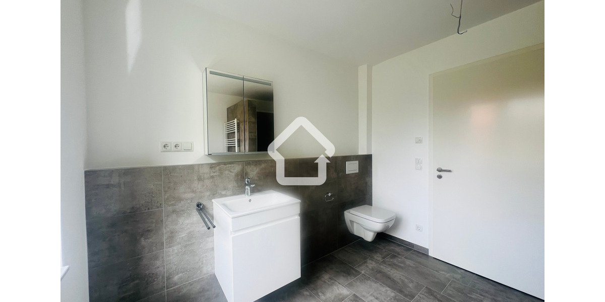 Doppelhaushälfte Lingen (Ems) Damaschke - 4 Zimmer, 130 m&sup2;, 1.575&euro; | Angebot:26647856