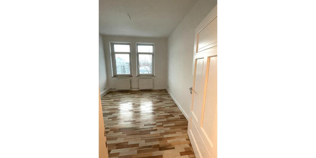 2-geschossige Wohnung mit Balkon im Östlichen Ringgebiet 5 zimmer