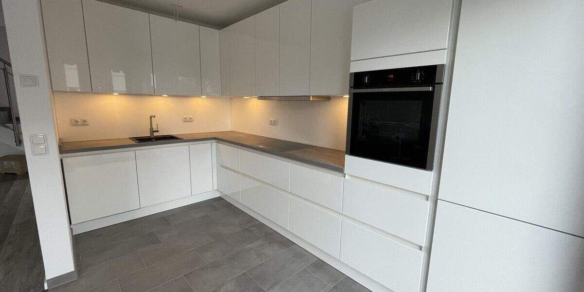 Doppelhaushälfte Stuhr - 6 Zimmer, 150 m&sup2;, 1.550&euro; | Angebot:25735370