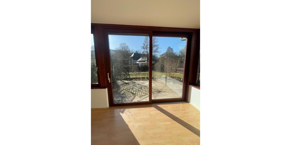 Erdgeschoßwohnung Zschopau - 2 Zimmer, 71 m&sup2;, 639&euro; | Angebot:25270640