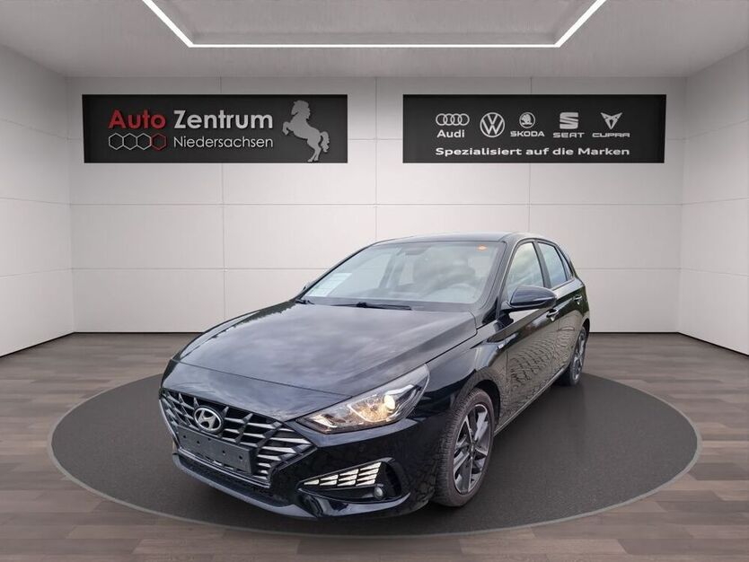 i30