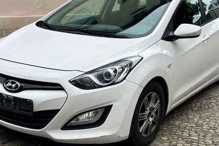 Hyundai i30 260.000 km 2.800 &euro; Berlin 13359