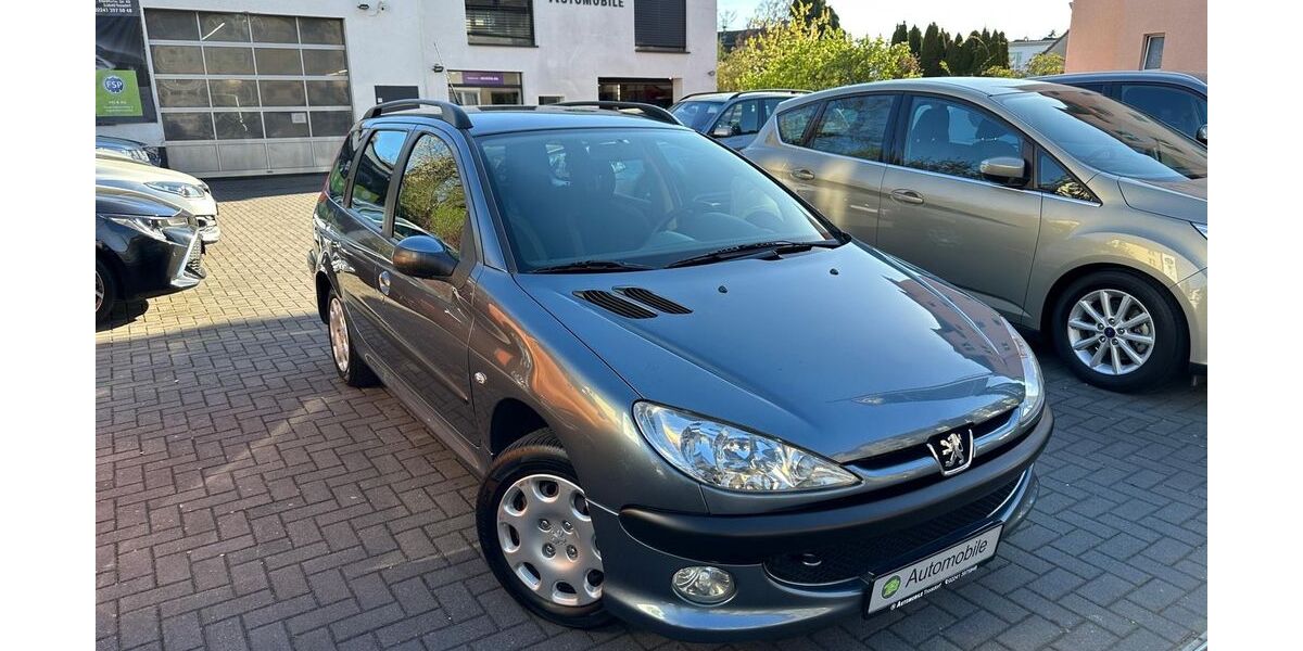 Peugeot 206 211.040 km 1.999 &euro; Troisdorf 53840
