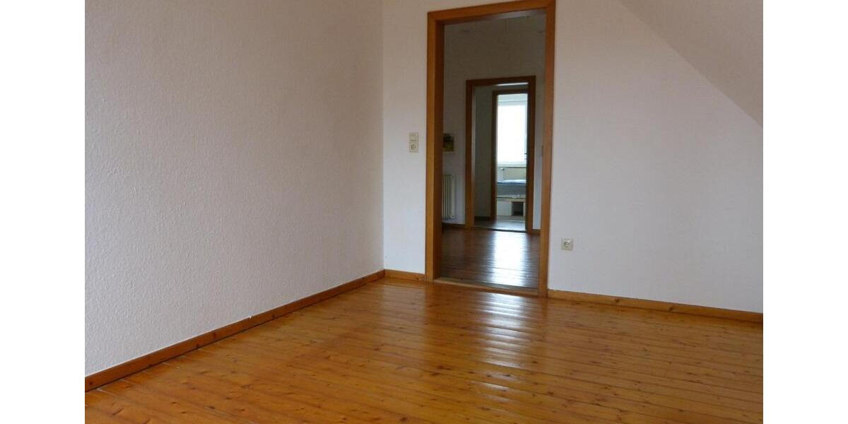 Dachgeschoßwohnung Steyerberg - 3 Zimmer, 70 m&sup2;, 440&euro; | Angebot:24693089