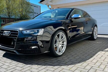 Audi A5 190.000 km 13.900 &euro; Bergkamen 59192
