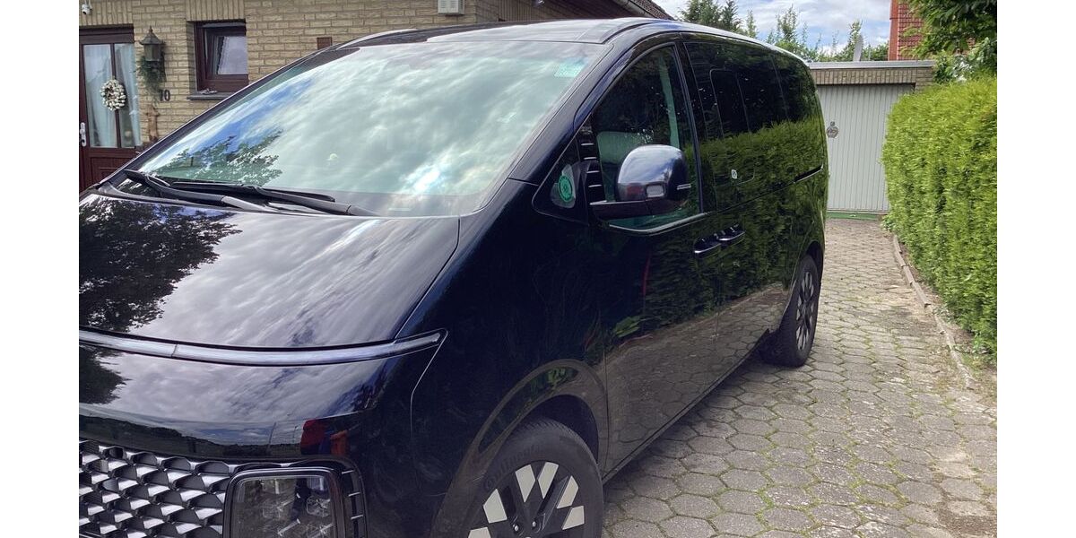 Hyundai STARIA 6.500 km 48.900 &euro; Oyten 28876