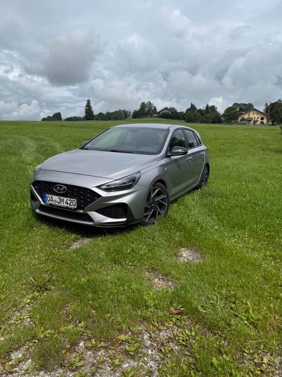 i30