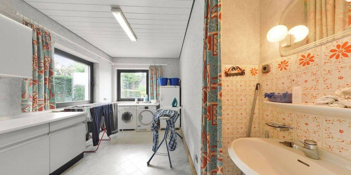 Bungalow Jülich / Koslar Koslar - 7 Zimmer, 137 m&sup2;, 389.000&euro; | Angebot:26343875