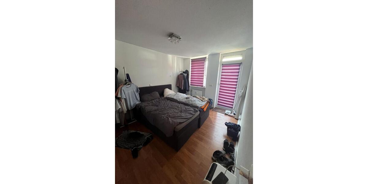 Etagenwohnung Würzburg Heuchelhof - 4 Zimmer, 107 m&sup2;, 320.000&euro; | Angebot:27243404