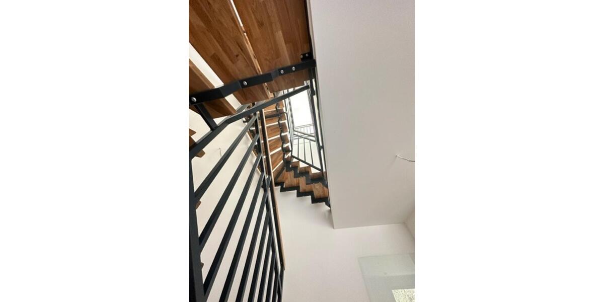 Reihenendhaus in wunderschönem Dreiseithof 4 zimmer