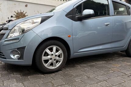 Chevrolet Spark 73.221 km 3.690 &euro; Neukirchen-Vluyn 47506