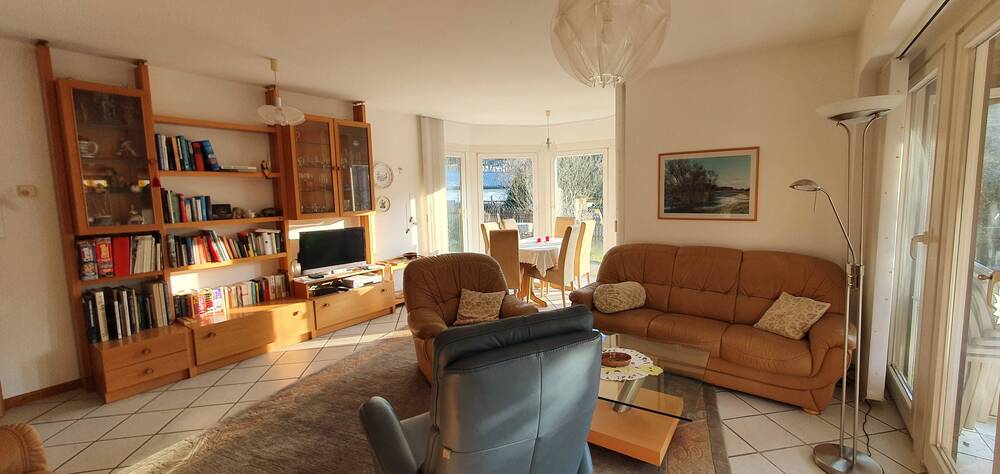 Sehr gepflegt und geräumig in ruhiger, bevorzugter Lage * 2 Küchen, 2 Bäder, Carport, Terrasse, Balkon, 2 Gartenteiche - Mehrfamilienhaus, Wohnhaus Gorleben | Angebot:19096233