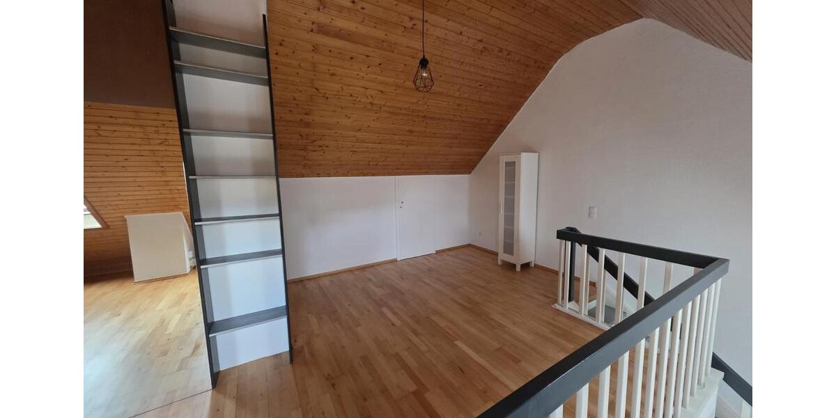 Zentrale Lage: Mini-Loft 58qm auf 2 Ebenen inkl. Stellplatz 2 zimmer