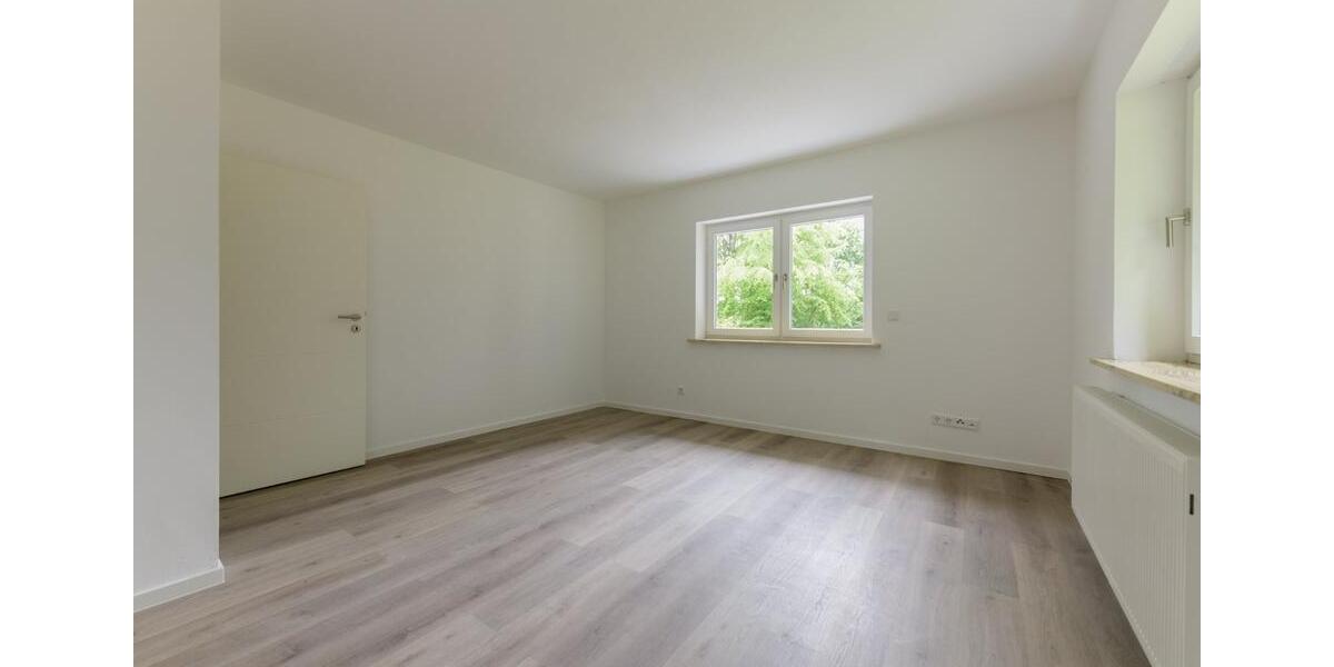 Etagenwohnung Nentershausen - 5 Zimmer, 171 m&sup2;, 1.250&euro; | Angebot:22067376
