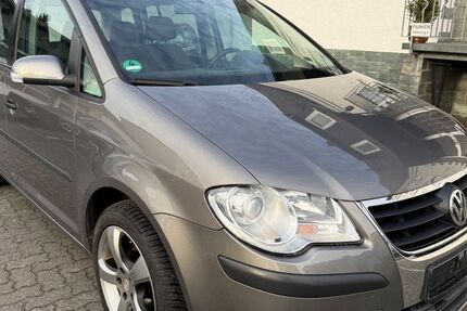 VW Touran 172.000 km 4.990 &euro; Sulzbach 63834