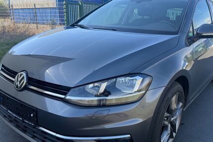 VW Golf 136.412 km 10.900 &euro; Alheim-Heinebach 36211