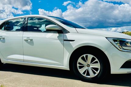 Renault Megane 103.800 km 7.900 &euro; Nörten-Hardenberg 37176