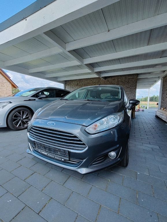 Ford Fiesta 120.000 km 6.800 € Lathen 49762