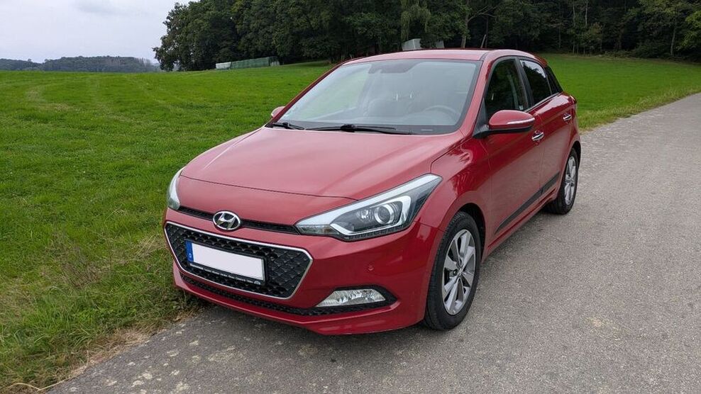 i20