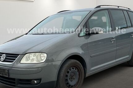 VW Touran 213.869 km 899 &euro; Brehna 06796