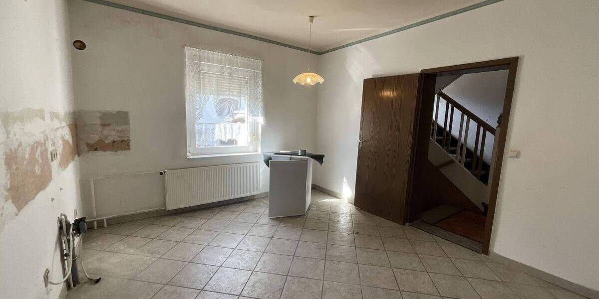 Einfamilienhaus Schenkendöbern Sembten - 7 Zimmer, 188 m&sup2;, 79.000&euro; | Angebot:25685823