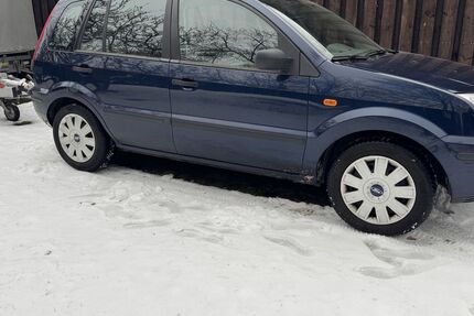 Ford Fusion 139.000 km 2.499 &euro; Hamburg 22339