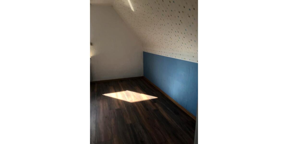 Mehrfamilienhaus, Wohnhaus Lohra - 7 Zimmer, 150 m&sup2;, 1.150&euro; | Angebot:26412421