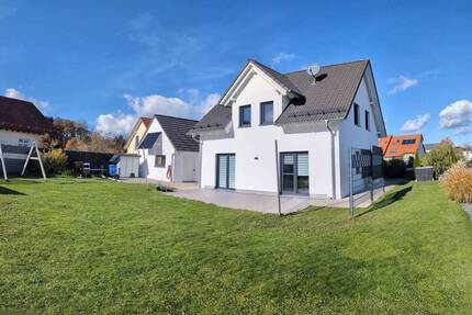 Modernes Einfamilienhaus in sehr ruhiger Lage auf großem Grundstück in Ebnat mit Doppelgarage 5 zimmer