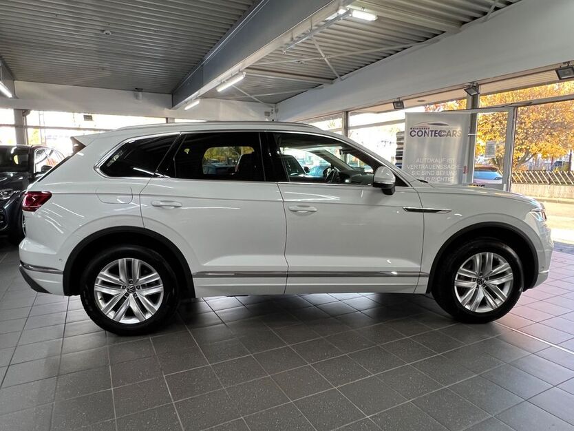 VW Touareg 40.945 km 47.999 € Werl 59457