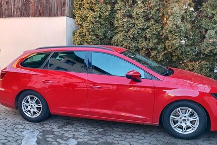 Seat Leon 69.500 km 12.799 &euro; Bayreuth 95444