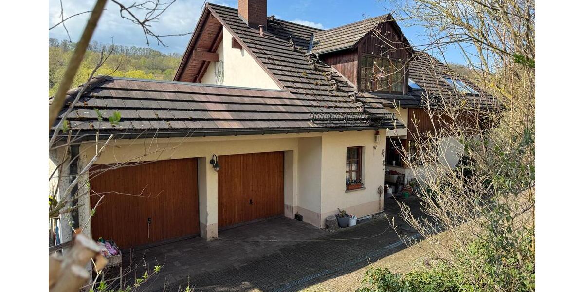 Gepflegtes großes EFH mit Ausbaupotential in Stadtrandlage von Gera - Einfamilienhaus Gera Alt-Taubenpreskeln | Angebot:27083127