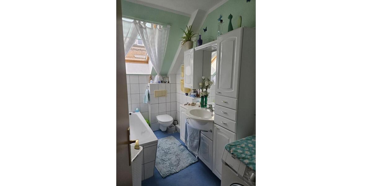 Einfamilienhaus Burg - 8 Zimmer, 251 m&sup2;, 370.000&euro; | Angebot:26888649