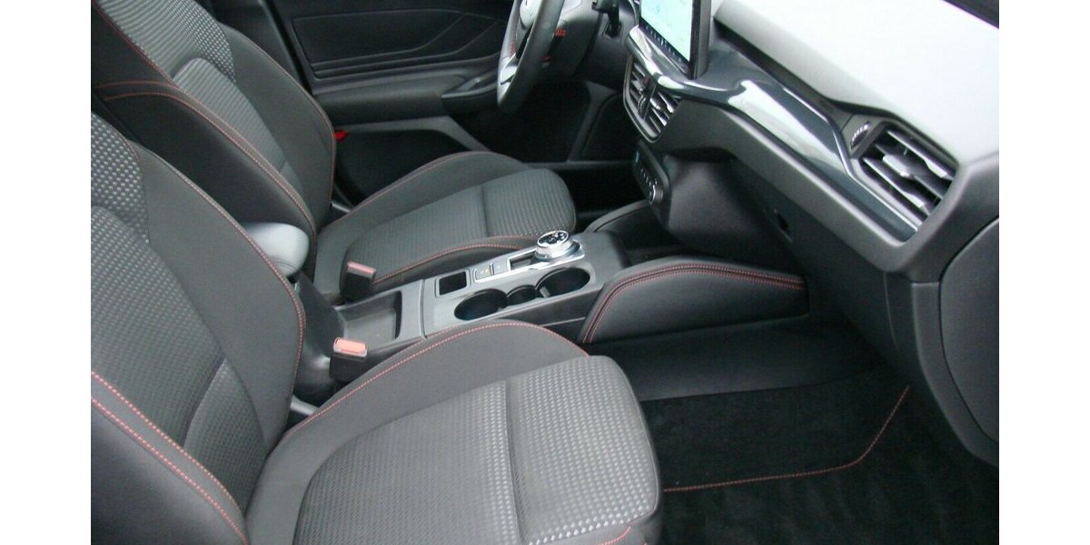 Ford Focus 1.5L TDCi ST-Line X ACC LED AHK HUD Bliss 12.043 km 23.980 &euro; Falkensee 14612