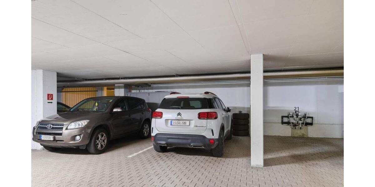 Großzügige 4-Zimmer-Wohnung mit Balkon im 1. OG - Ideal für Familien 4 zimmer