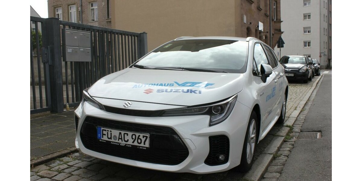 Suzuki Swace 1.8 Hybrid Comfort+ 28.000 km 19.990 &euro; Fürth 90763