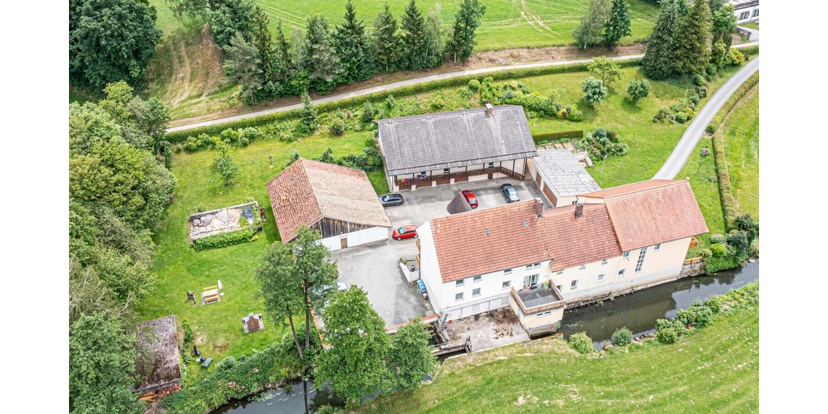 Historische Mühlenanlage mit eigener Stromerzeugung, mehreren Wohngebäuden und attraktivem Ertragspotenzial - Mehrfamilienhaus, Wohnhaus Arnschwang | Angebot:26990284