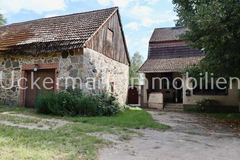 Haus zum Kaufen in Templin 180.000 € 143 m²