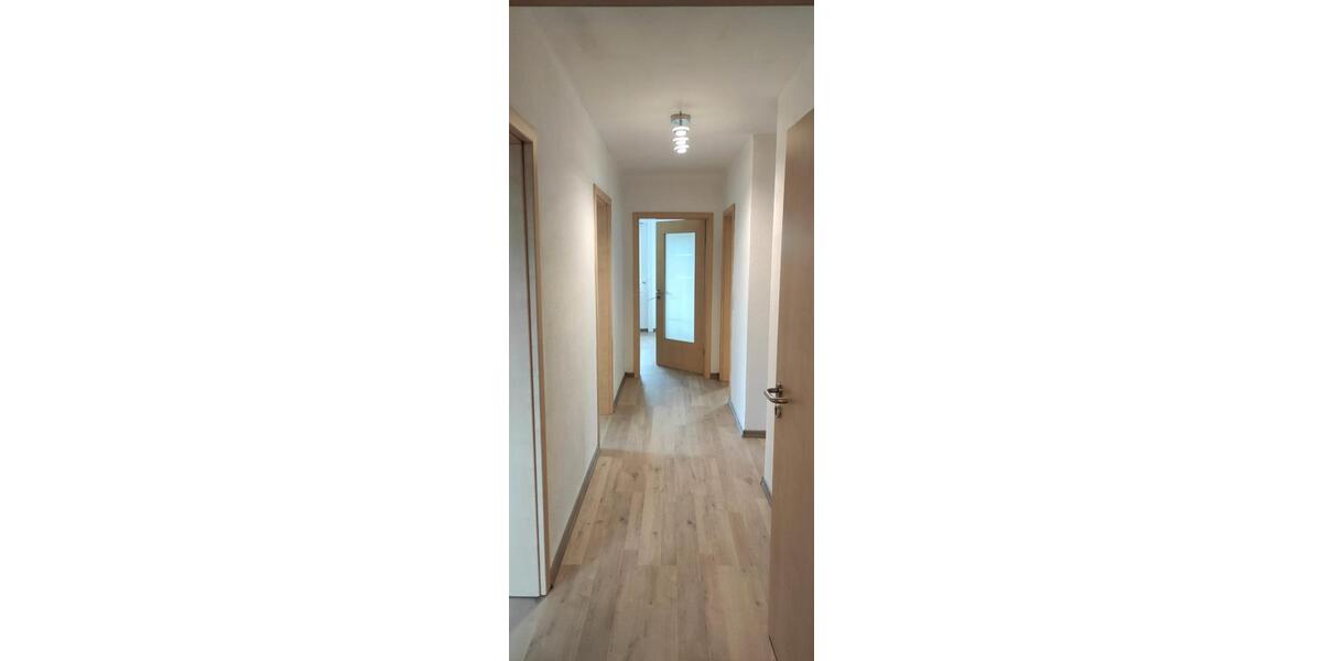 Erdgeschoßwohnung Beverungen - 3 Zimmer, 78 m&sup2;, 400&euro; | Angebot:26223515