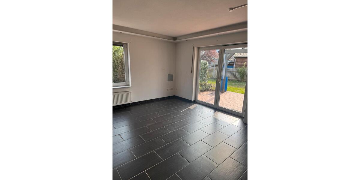 Reihenhaus Schiffdorf - 5 Zimmer, 127 m&sup2;, 250.000&euro; | Angebot:26522594