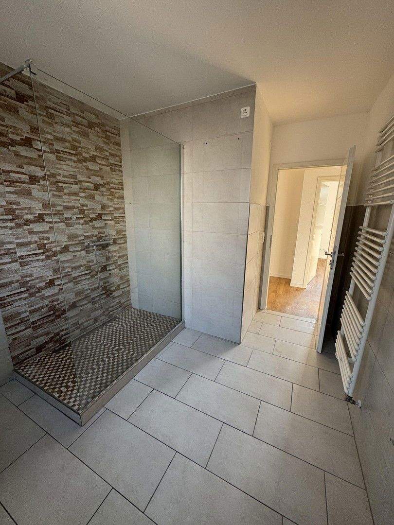 Familienfreundliches Zweifamilienhaus mit flexiblen Nutzungsmöglichkeiten in Oldenburg-Ohmstede 8 zimmer