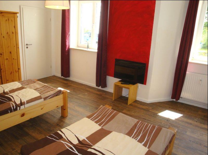 Erdgeschoßwohnung Wolnzach - 2 Zimmer, 95 m&sup2;, 95&euro; | Angebot:26014396