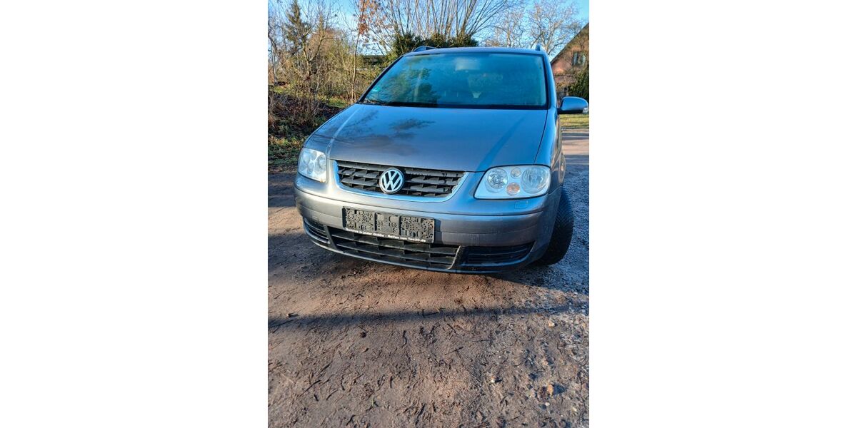 VW Touran 194.000 km 3.850 &euro; Hitzacker 29456