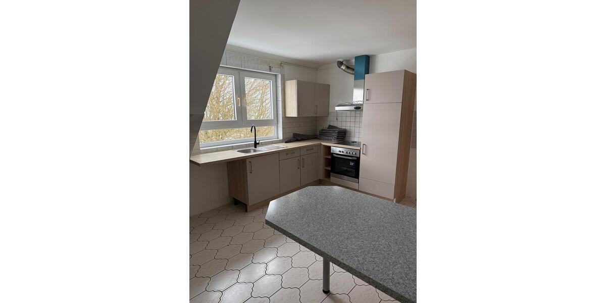 Etagenwohnung Bergen - 5 Zimmer, 103 m&sup2;, 1.020&euro; | Angebot:25539311